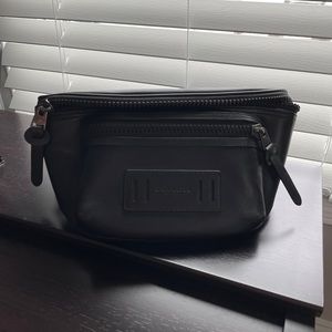 Coach Men’s Terrain Belt Bag